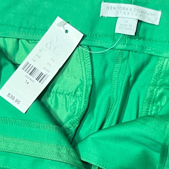 NY&Co Kelly Green Sateen 7th Avenue Crop Straight Leg Chino Pants Size 14 New - Picture 8 of 8